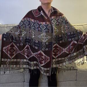 Geometric Patterned shawl